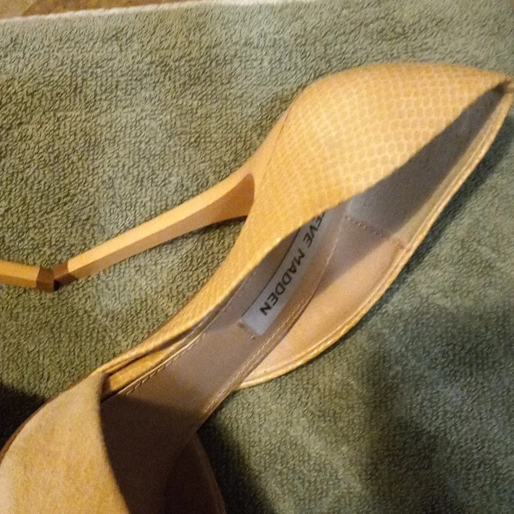 Steve Madden Valko D’Orsay Heels Nude Multi-Color Suede and Snakeskin Size 7 - Picture 4 of 12